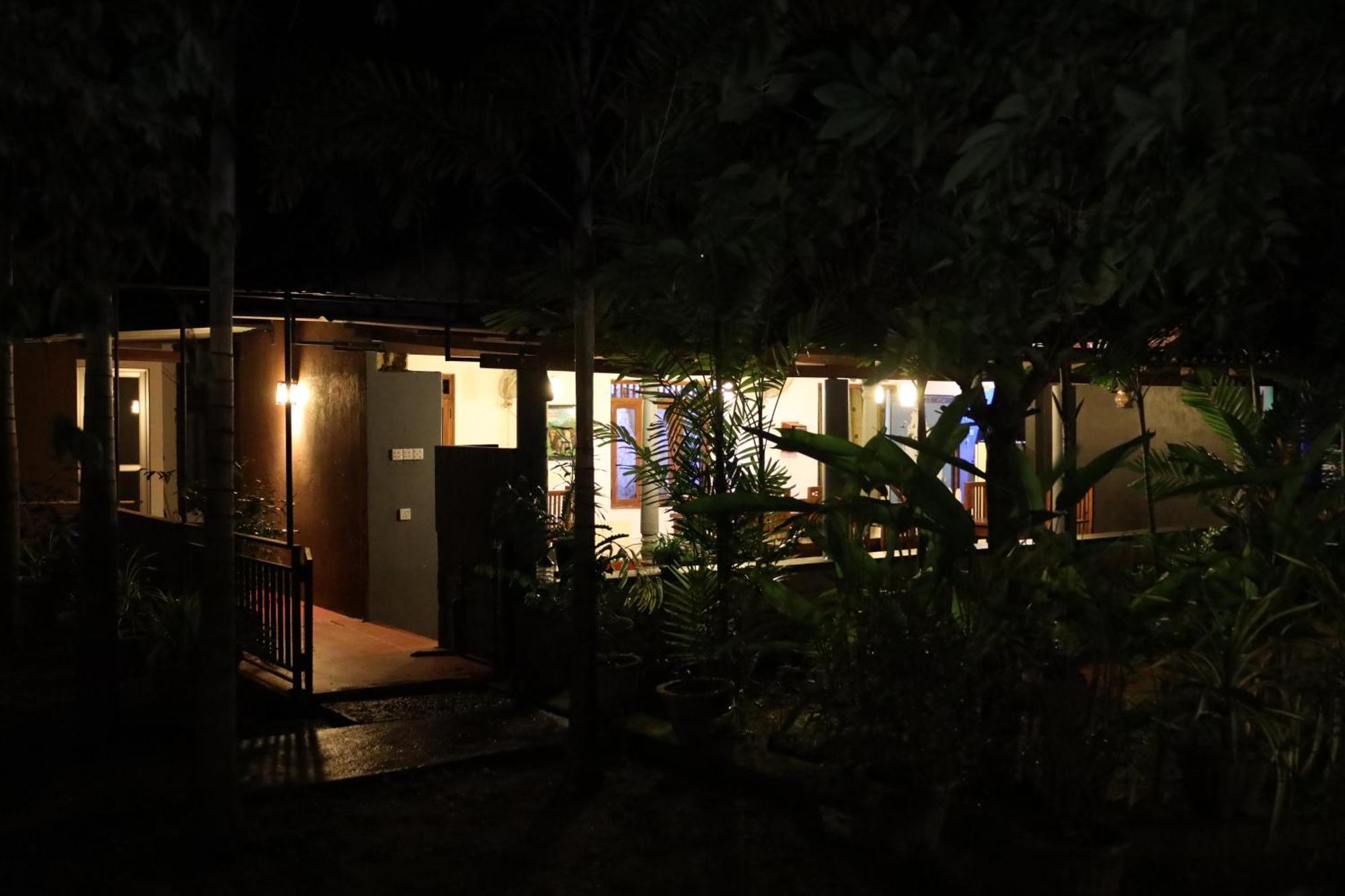 Max Safari Villa Udawalawe Eksteriør billede