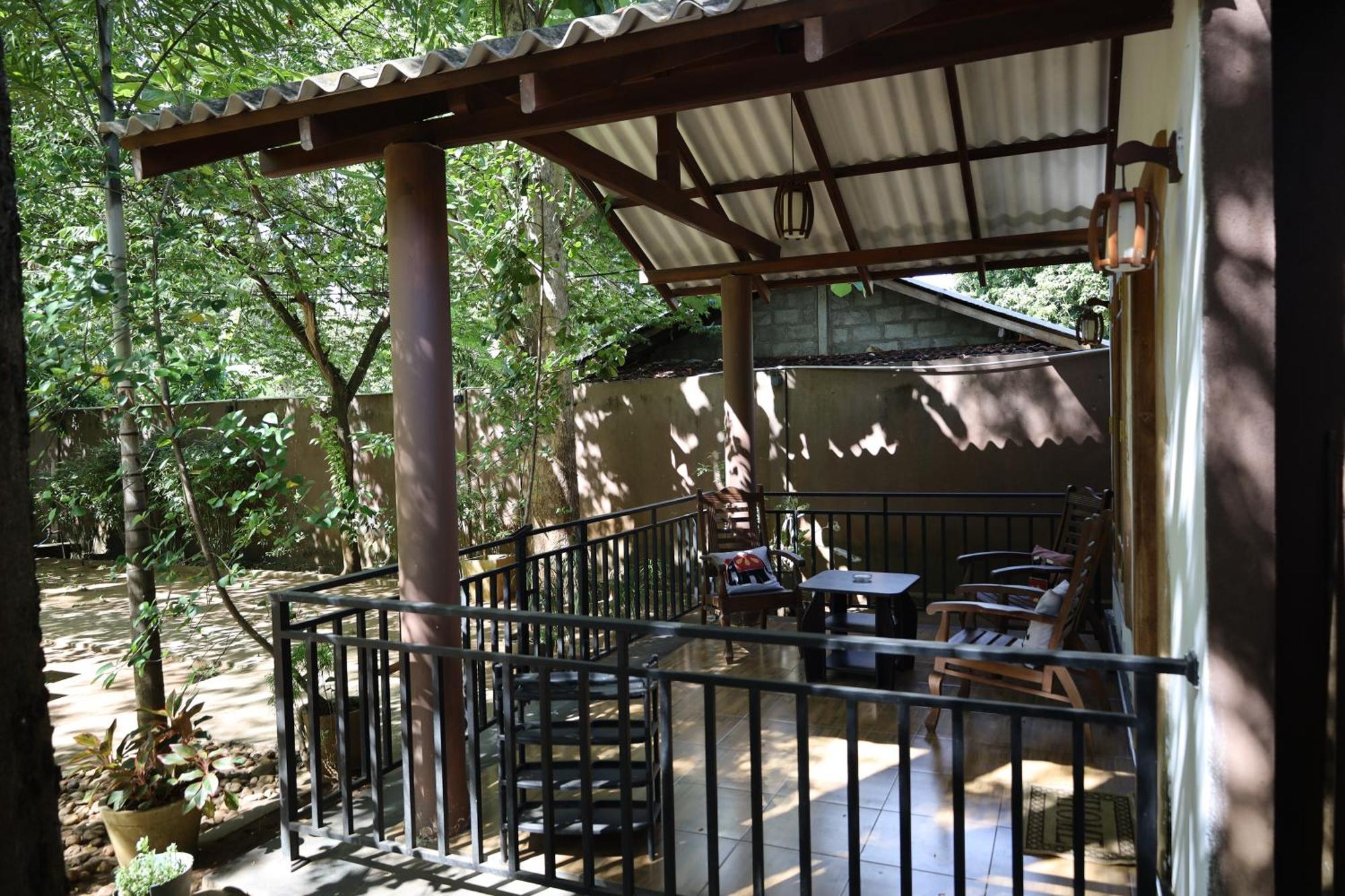 Max Safari Villa Udawalawe Eksteriør billede