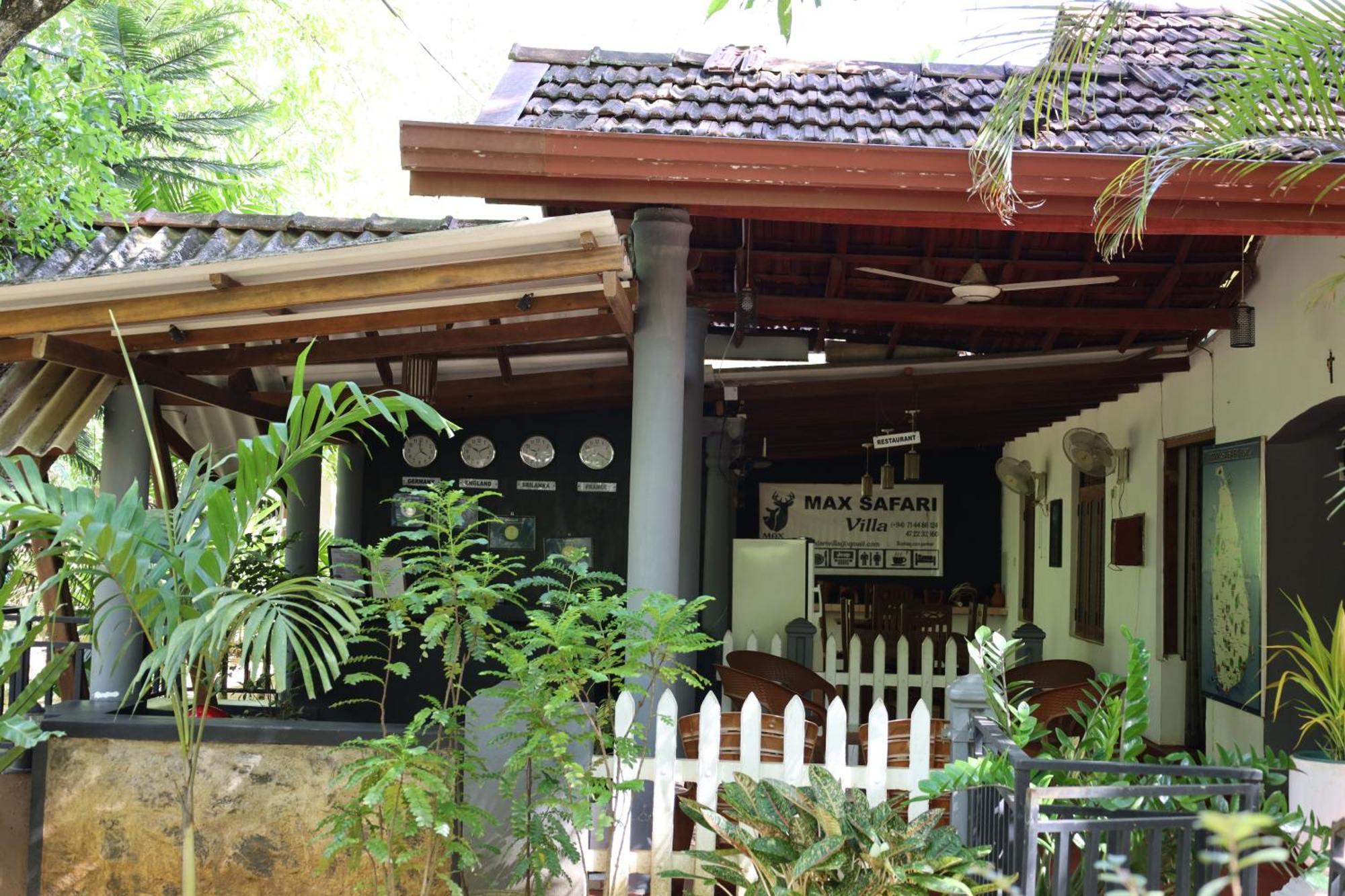 Max Safari Villa Udawalawe Eksteriør billede