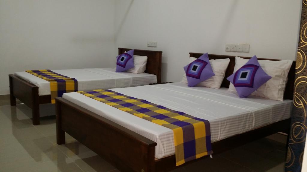 Max Safari Villa Udawalawe Eksteriør billede